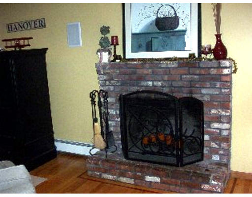 31 King Hill Road Hanover, MA 02339 - Photo 5 of 16 Gallery Image 5