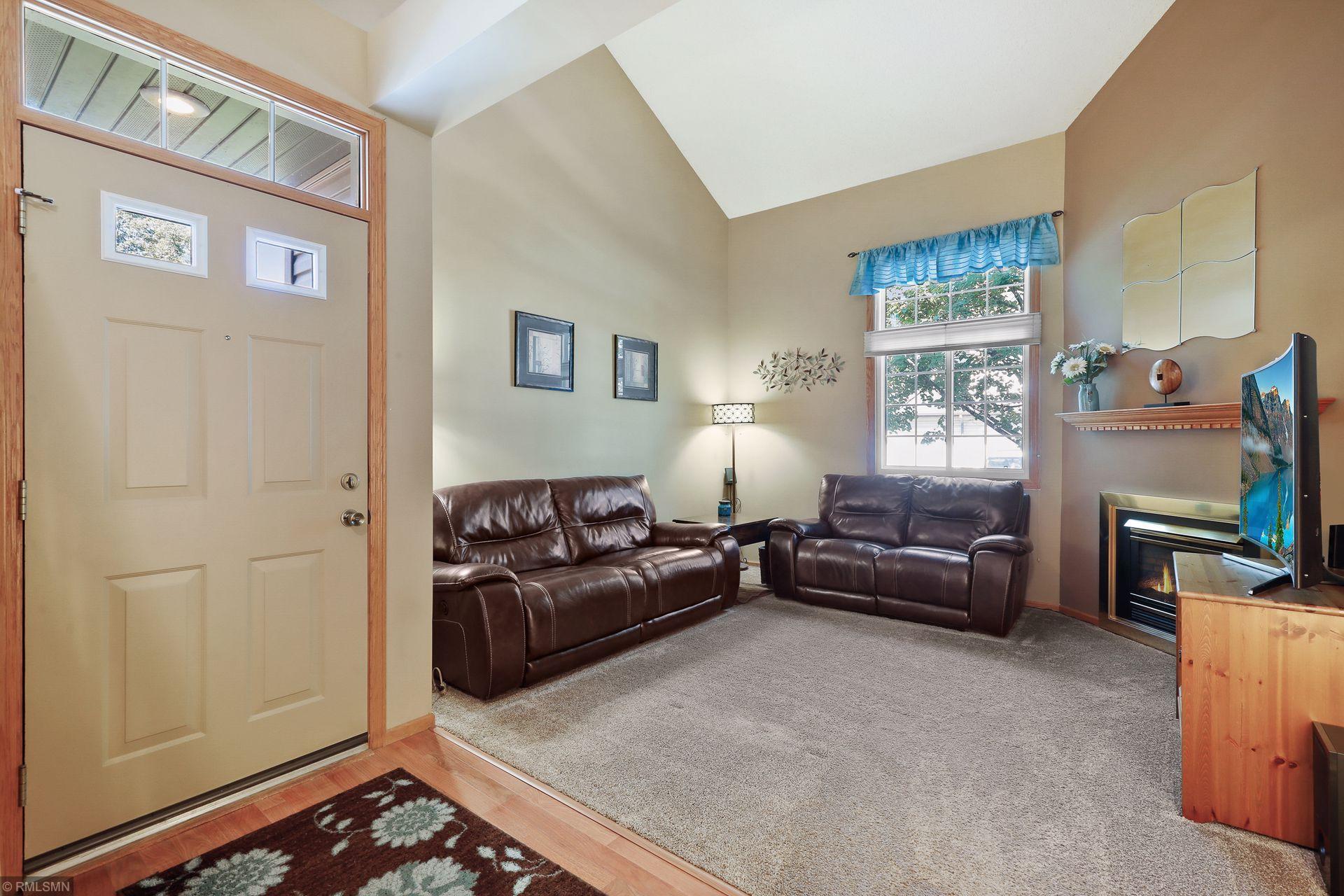 8435 Cortland Road Eden Prairie, MN 55344 - Photo 6 of 21 Gallery Image 6