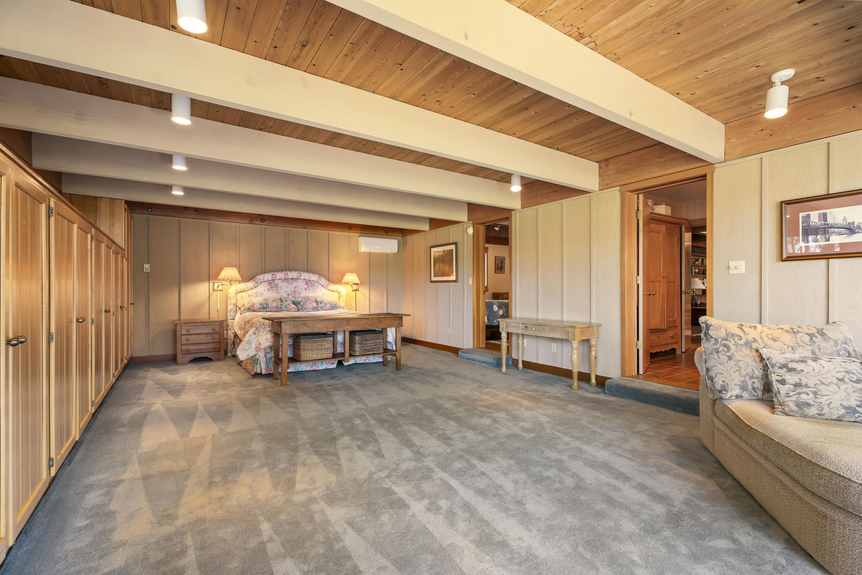 20875 Sholes Road Bend, OR 97702 - Photo 22 of 88 27-Bedroom