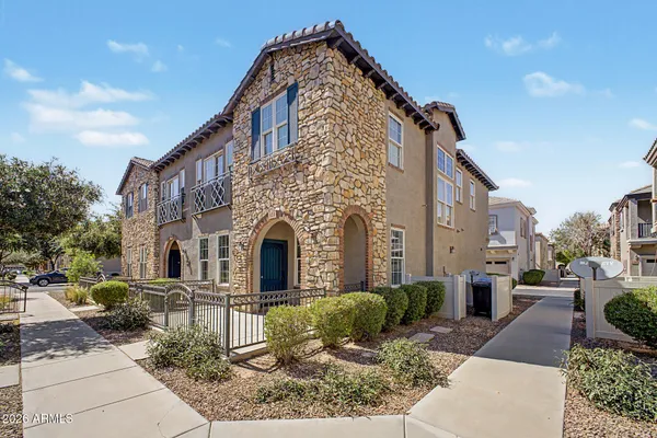 $380,000 | 4749 East Thunderheart Trail, Unit 103, Gilbert, AZ 85297