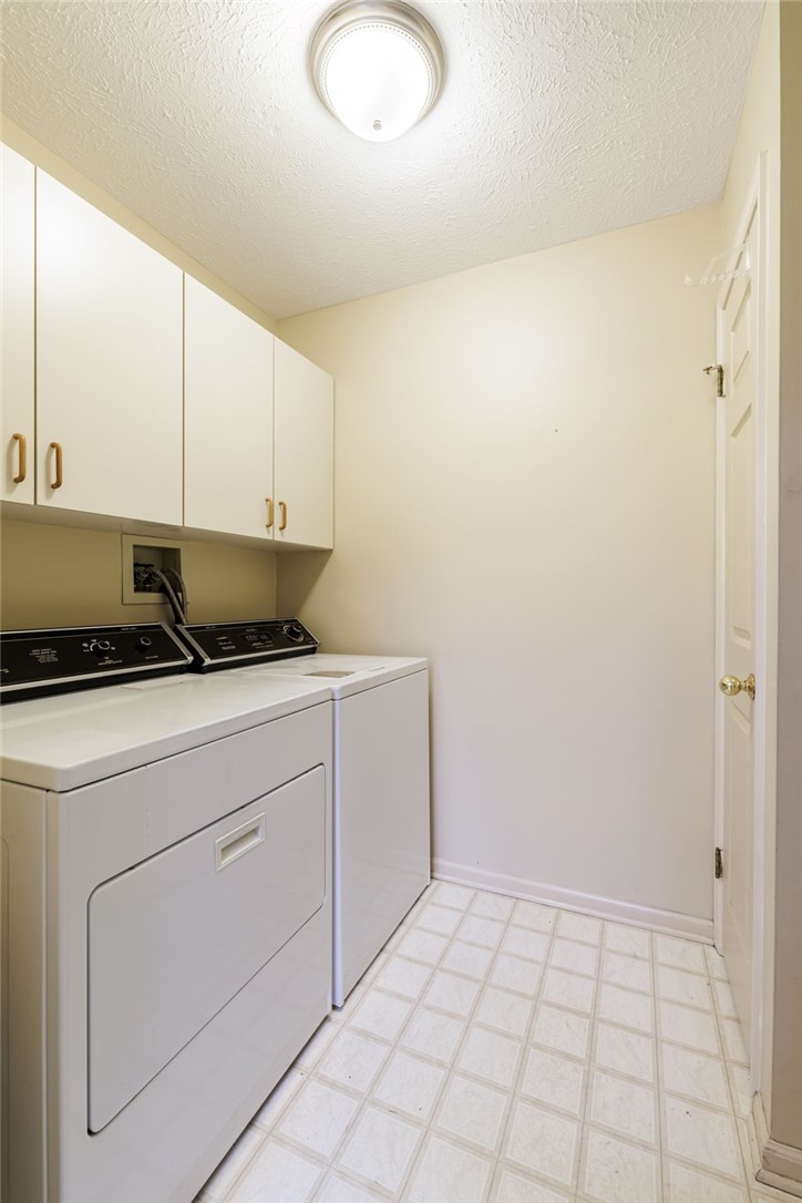 223 Highland Parkway Rochester, NY 14620 - Photo 19 of 29