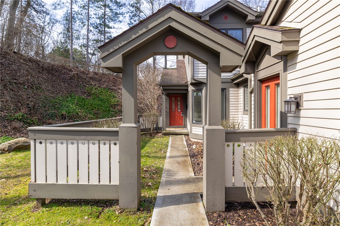 223 Highland Parkway Rochester, NY 14620 - Photo 3 of 29 Desirable end unit looking into nature