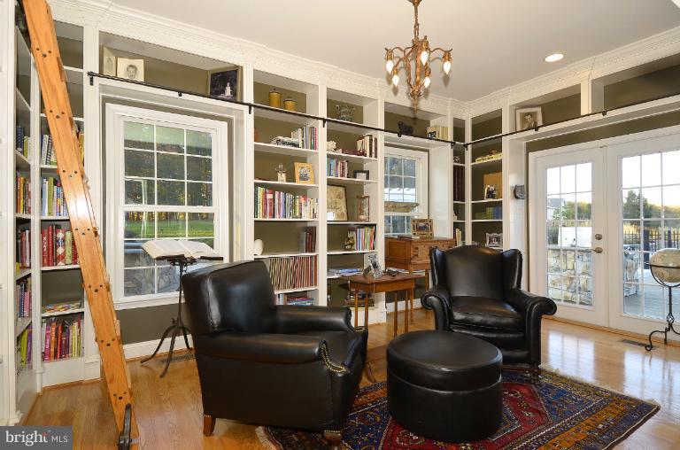 17523 Moore Road Boyds, MD 20841 - Photo 2 of 30 Interior (General)
