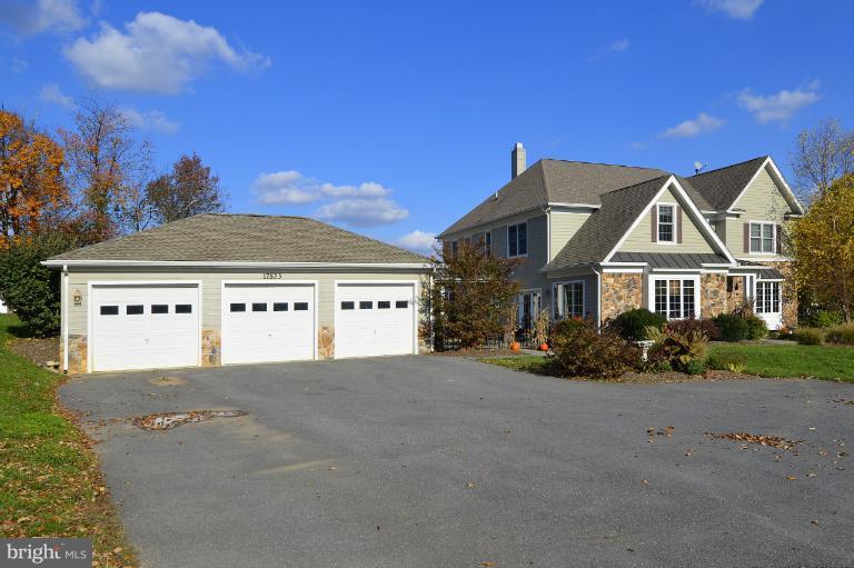 17523 Moore Road Boyds, MD 20841 - Photo 19 of 30 Exterior (Front)