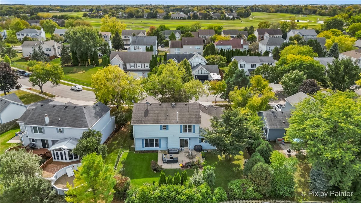 1820 Crofton Drive Algonquin, IL 60102 - Photo 55 of 60 an aerial view of multiple house with a yard