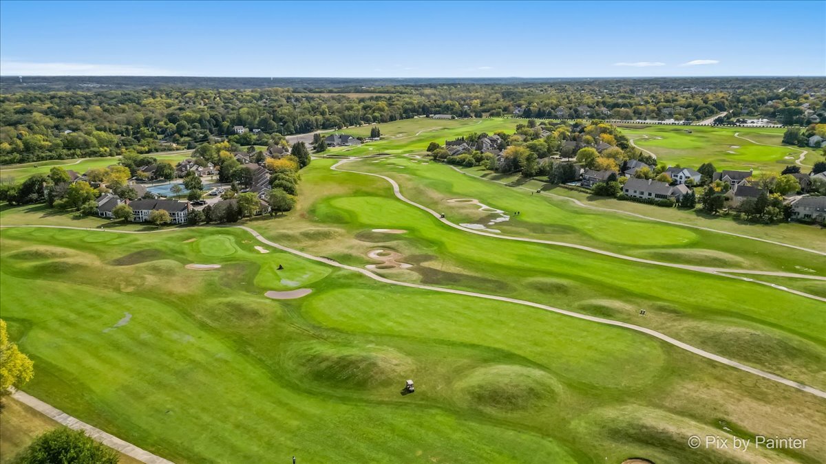 1820 Crofton Drive Algonquin, IL 60102 - Photo 58 of 60 a view of a city