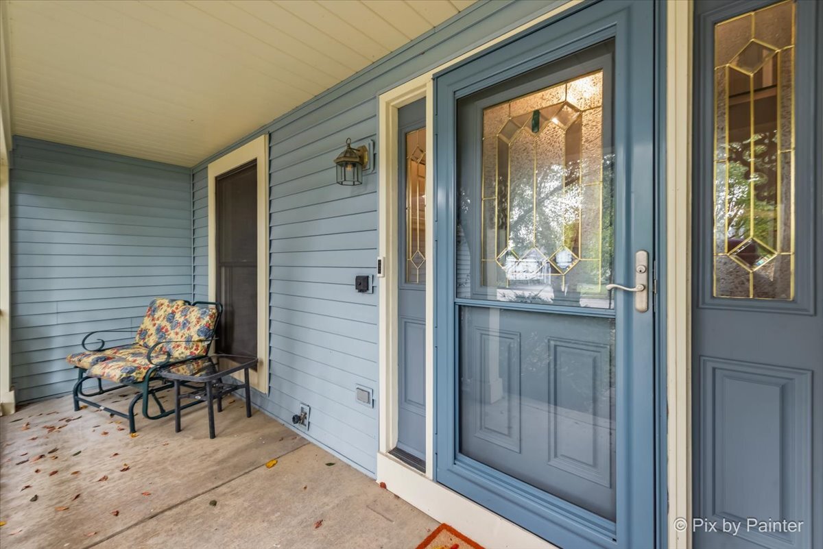 1820 Crofton Drive Algonquin, IL 60102 - Photo 6 of 60