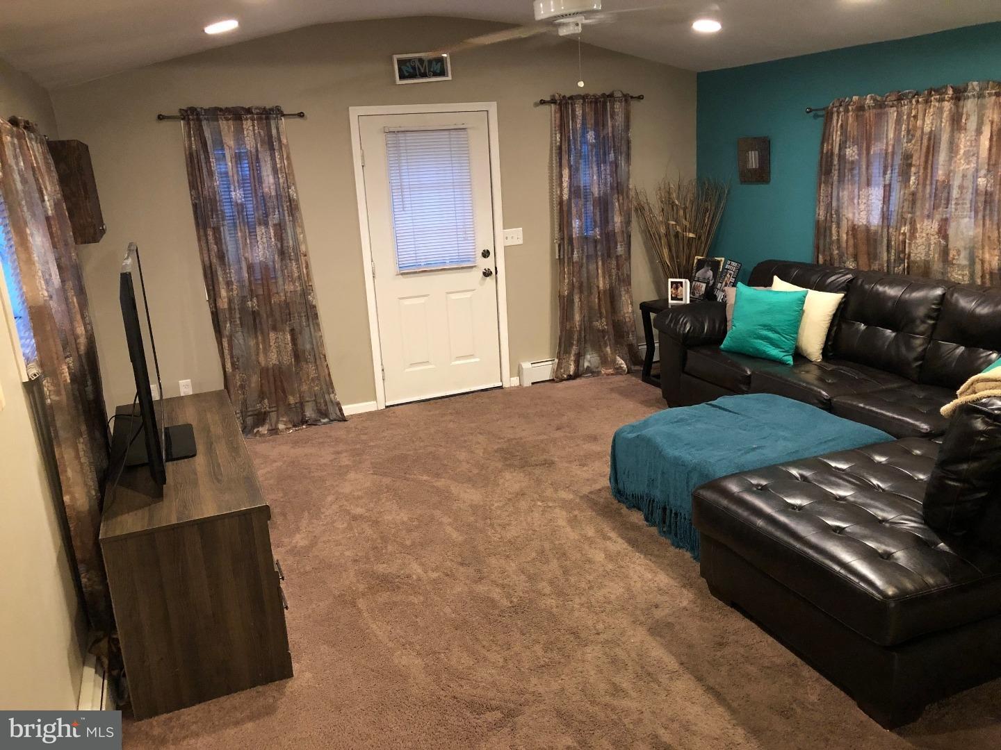 913 Union Landing Road Cinnaminson, NJ 08077 - Photo 4 of 18 Gallery Image 4