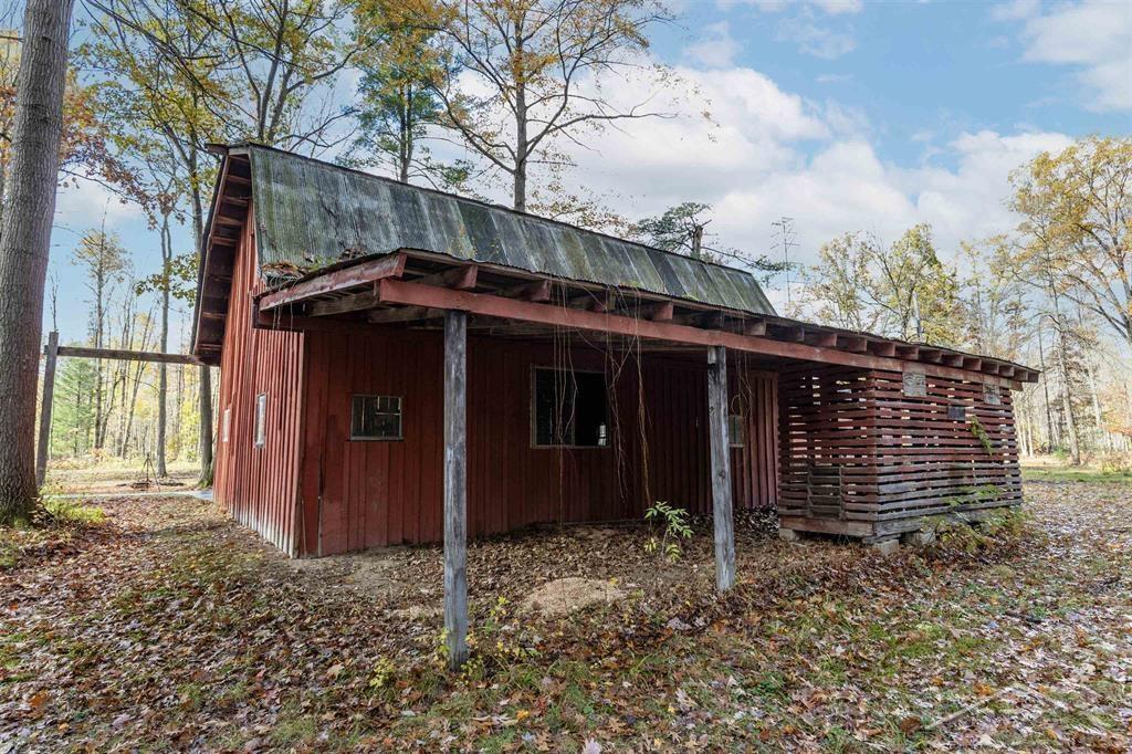 3278 West Chippewa River Road Shepherd, MI 48883 - Photo 22 of 30 50192747-16127c3a-7ccd-4ff5-aa7f-cd5401b7c268.JPG