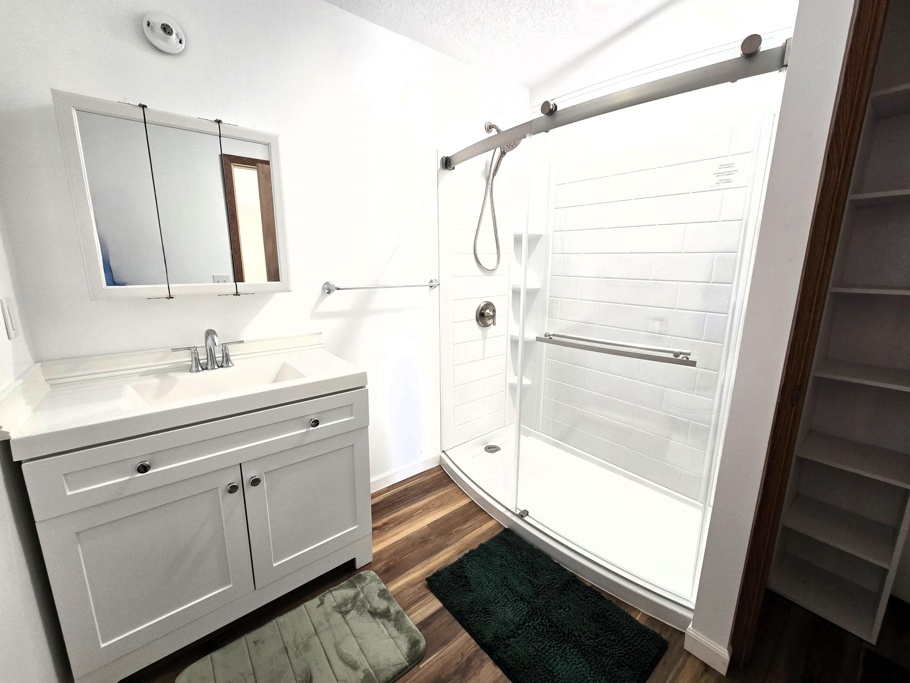 11990 Lake 15 Road Atlanta, MI 49709 - Photo 12 of 33 3/4 Shower