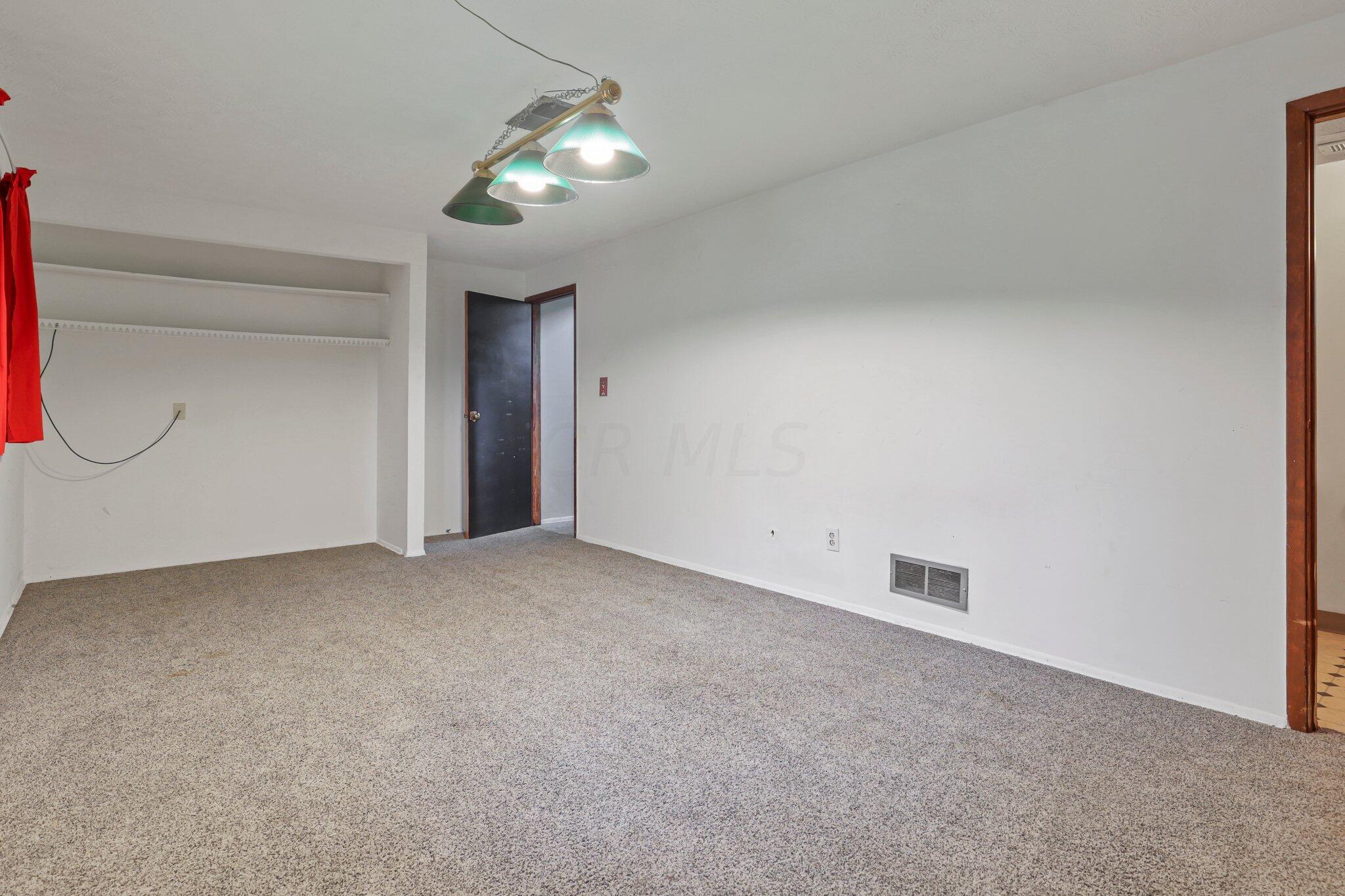 910 Ruma Road Columbus, OH 43207 - Photo 41 of 43 41-web-or-mls-0N4A3438