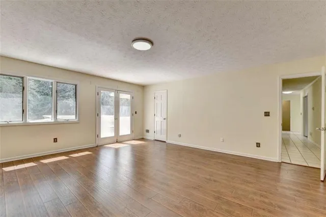 $625,000 | 1522 Catherine Court, Suwanee, GA 30024