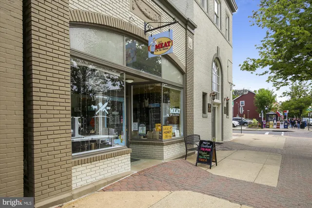 $4,000 | 537 East Duncan Avenue, Alexandria, VA 22301