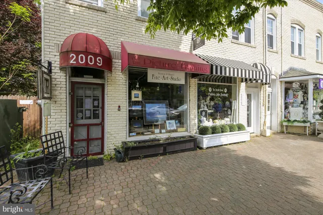 $4,000 | 537 East Duncan Avenue, Alexandria, VA 22301