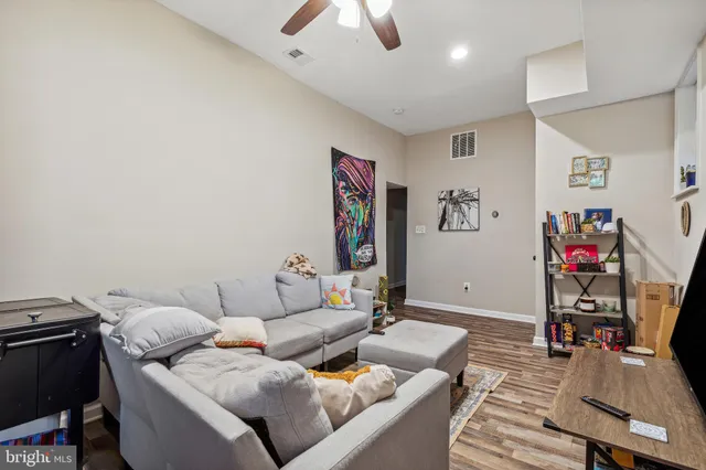 $299,000 | 4606 York Road, Baltimore, MD 21212