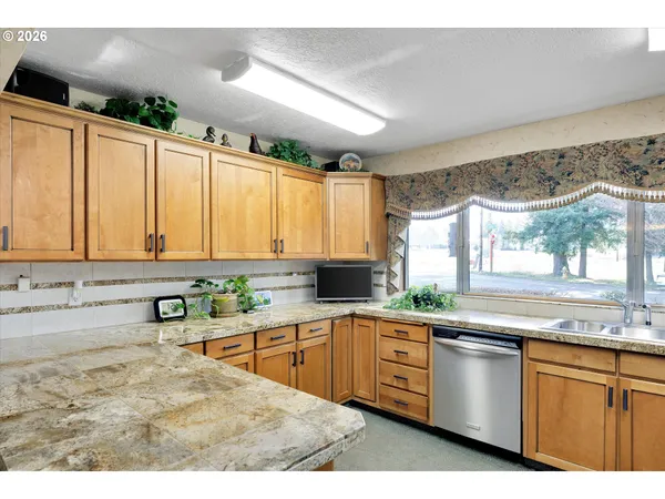 $724,000 | 30125 Southeast Chase Road, Gresham, OR 97080