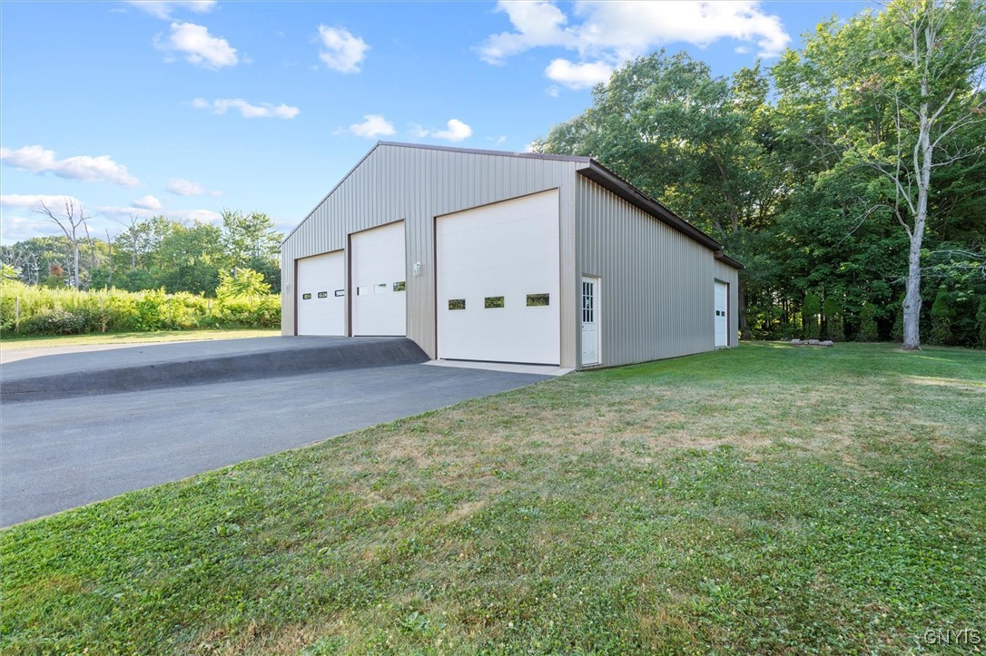 1111 County Rte 37 Central Square, NY 13036 - Photo 11 of 49