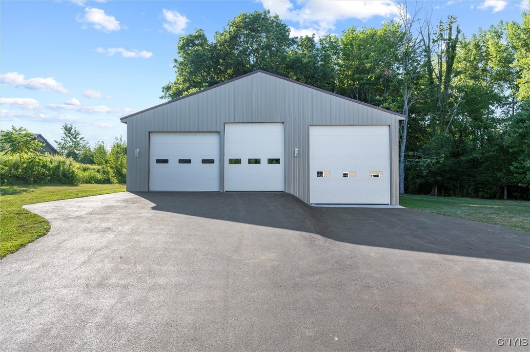 1111 County Rte 37 Central Square, NY 13036 - Photo 12 of 49