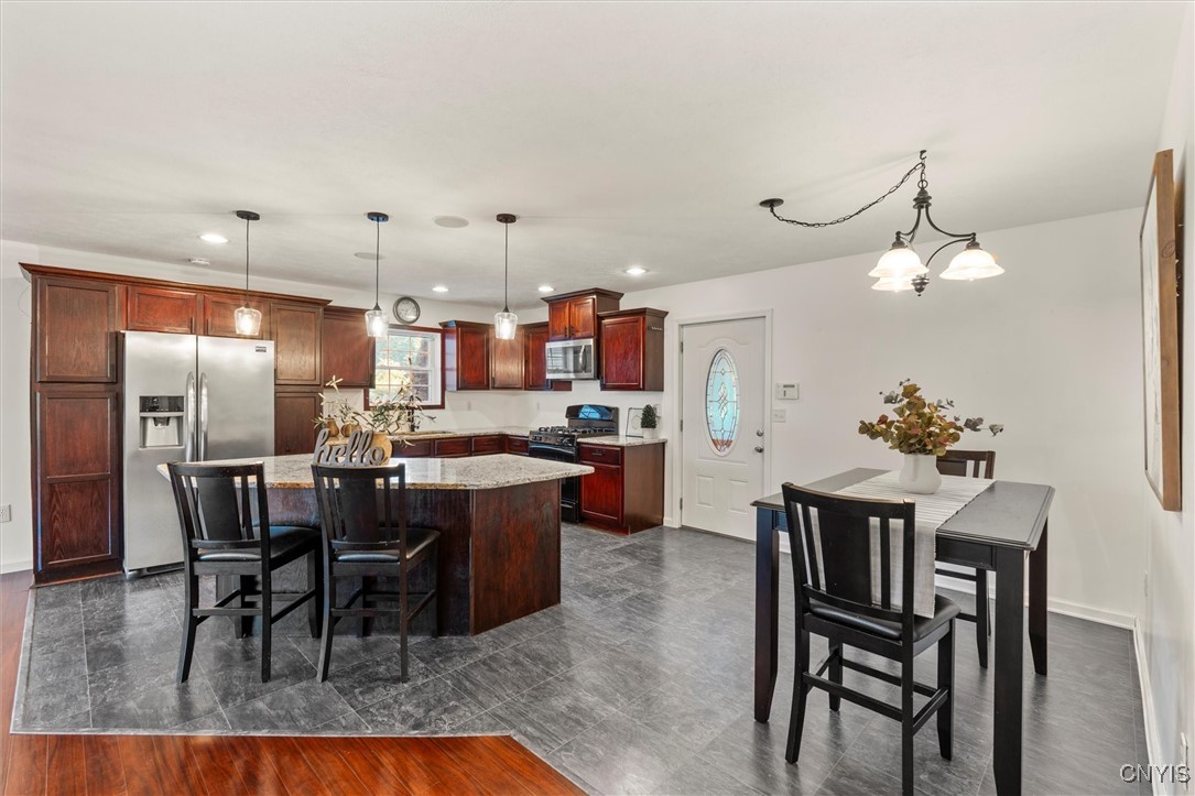 1111 County Rte 37 Central Square, NY 13036 - Photo 26 of 49