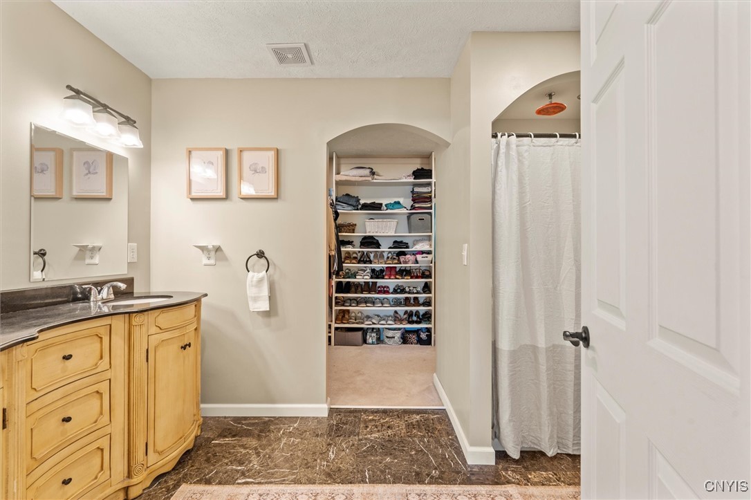 1111 County Rte 37 Central Square, NY 13036 - Photo 29 of 49