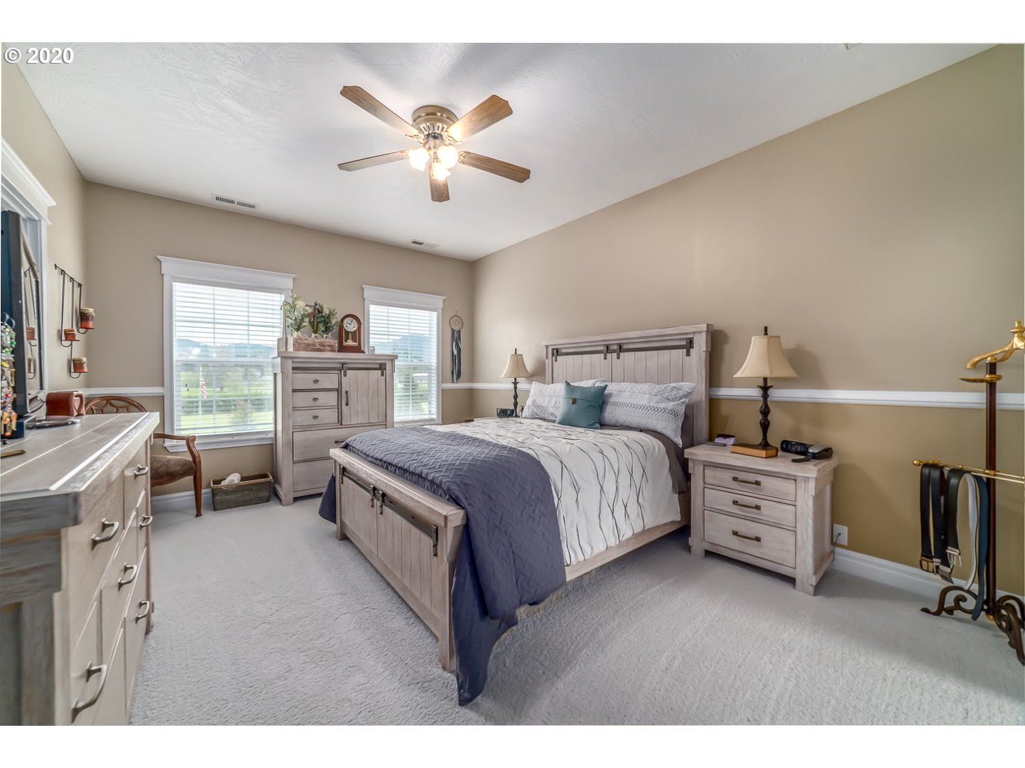 38566 Upper Camp Creek Road Springfield, OR 97478 - Photo 19 of 32