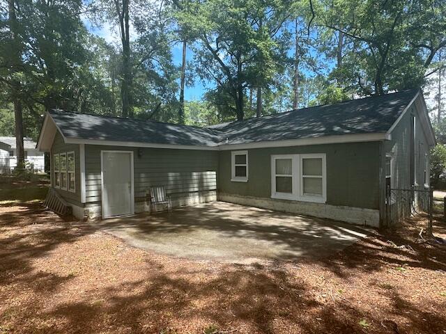 104 Underhill Road Walterboro, SC 29488 - Photo 13 of 15 back patio