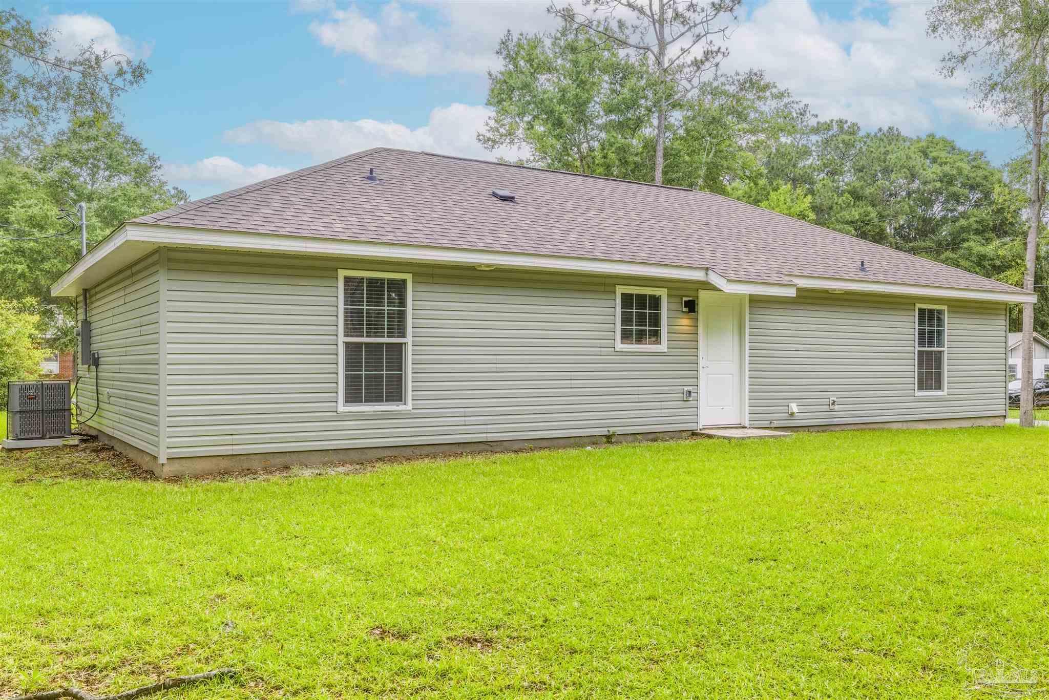 6884 Fast Gun Lane Milton, FL 32570 - Photo 27 of 35