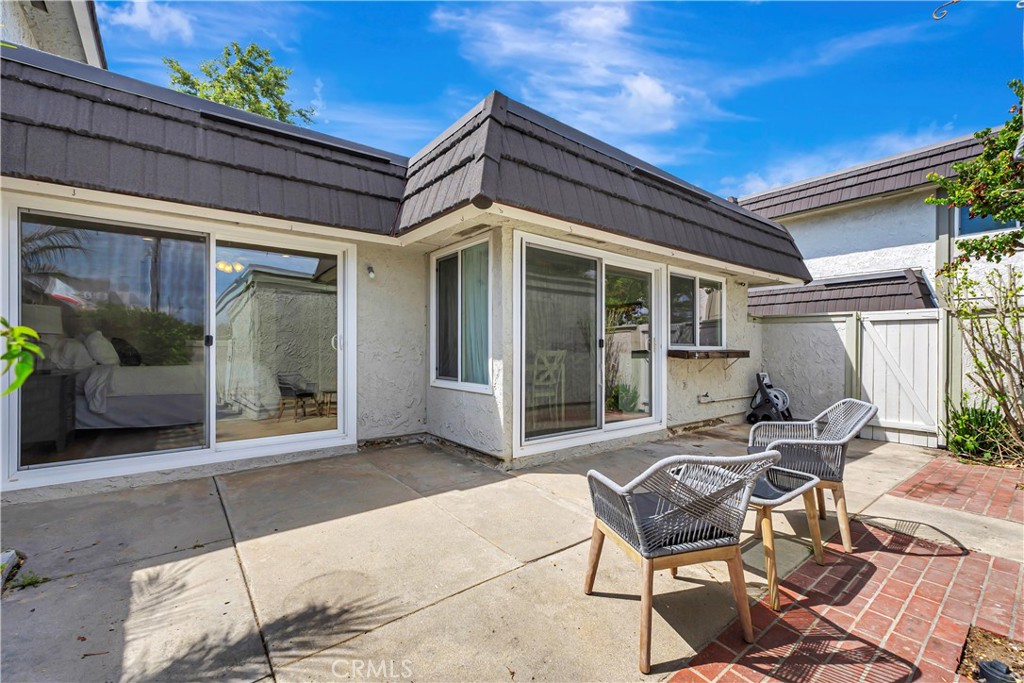 5371 Victoria Place Westminster, CA 92683 - Photo 29 of 48 Great entertainment space