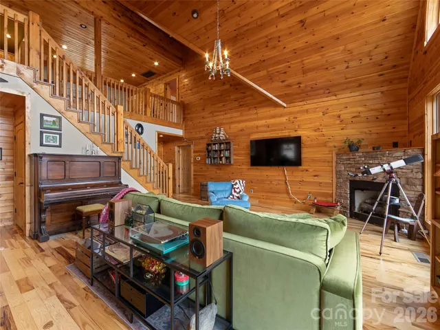 $895,000 | 110 Mailon King Road, Leicester, NC 28748