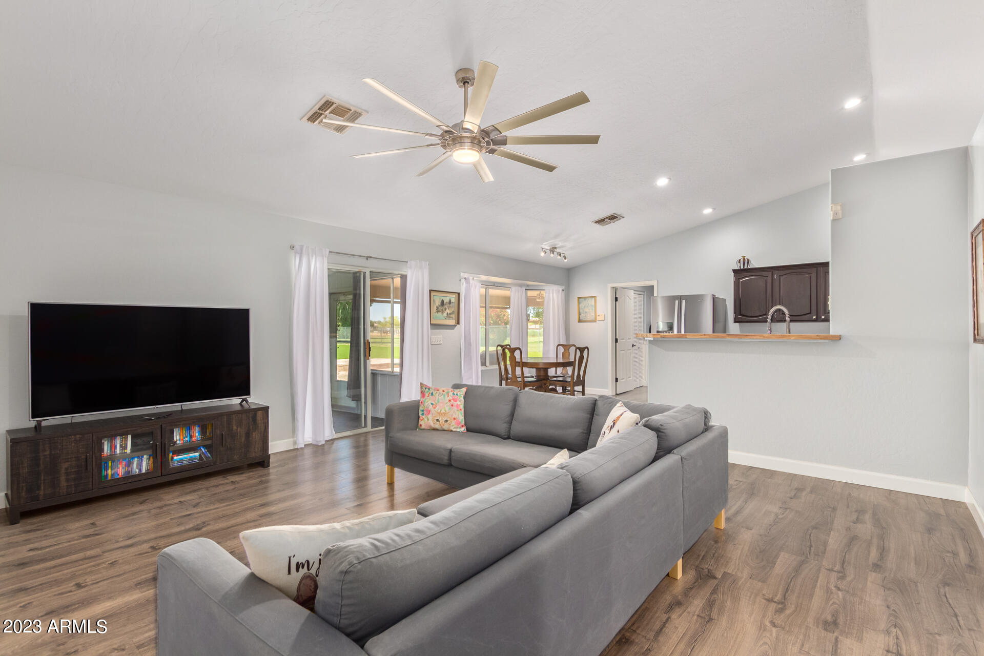 17719 East Brooks Farm Road Gilbert, AZ 85298 - Photo 17 of 73 Family room