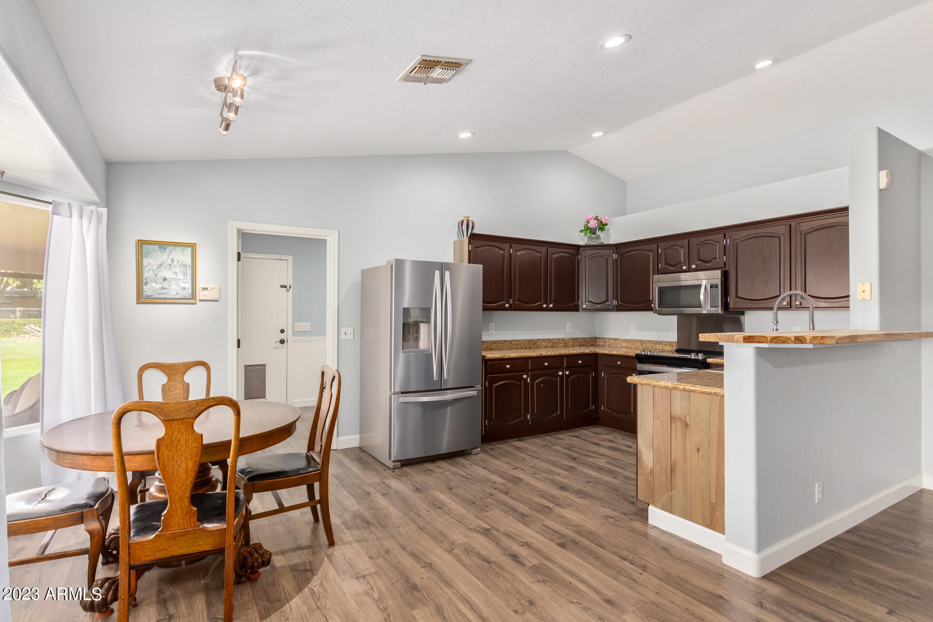 17719 East Brooks Farm Road Gilbert, AZ 85298 - Photo 20 of 73 16 - Brooks