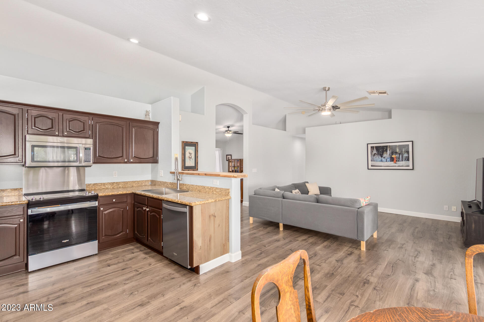 17719 East Brooks Farm Road Gilbert, AZ 85298 - Photo 22 of 73 18 - Brooks