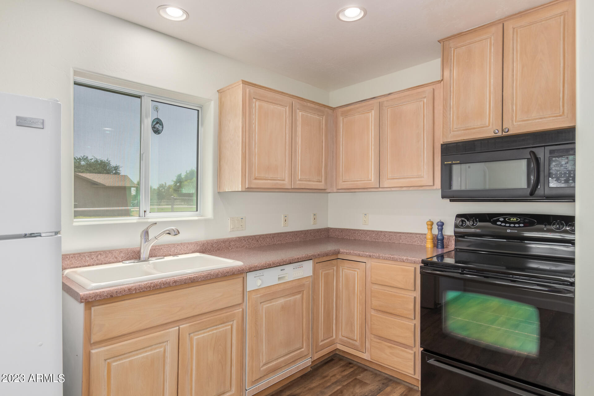 17719 East Brooks Farm Road Gilbert, AZ 85298 - Photo 43 of 73 40 - Brooks