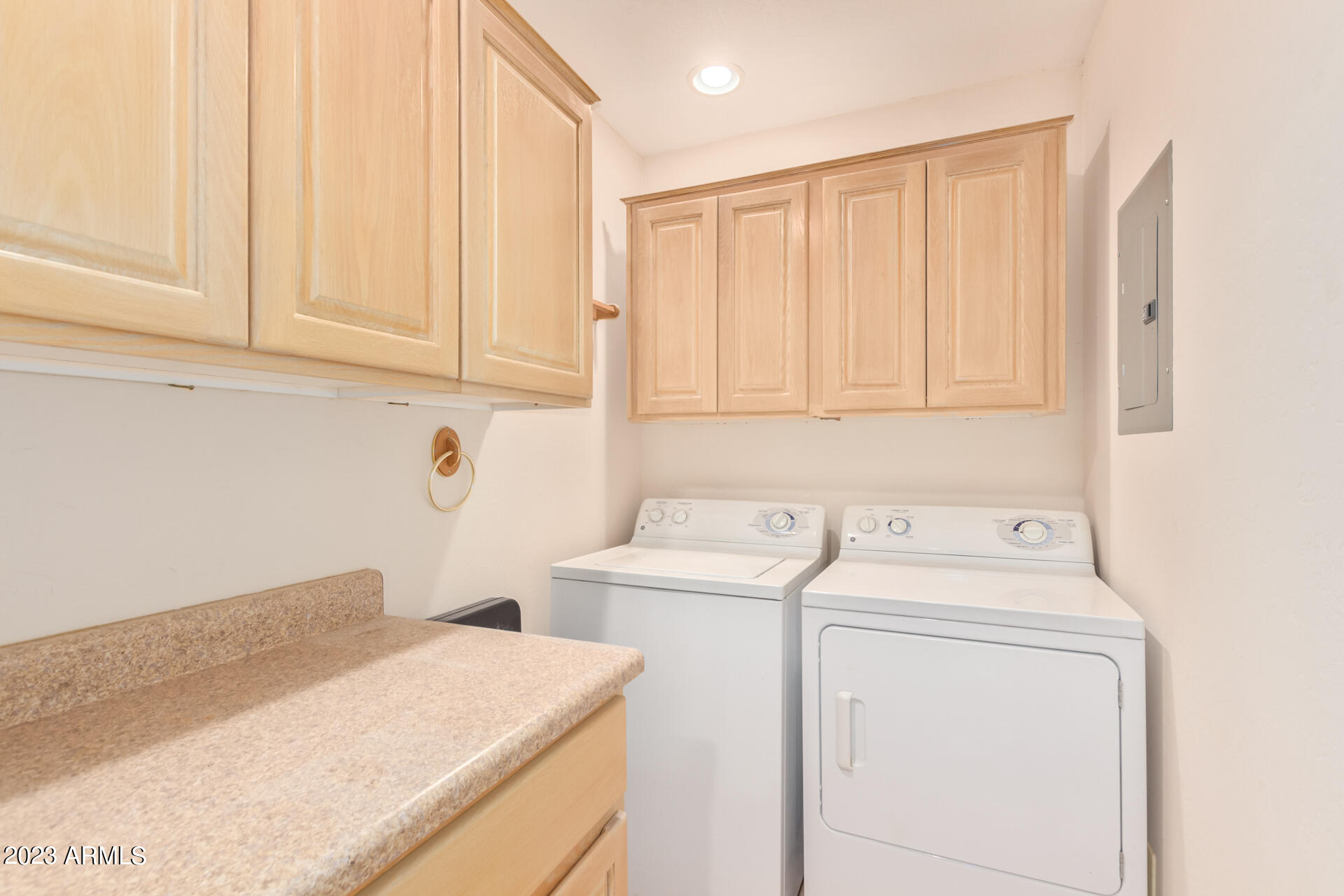 17719 East Brooks Farm Road Gilbert, AZ 85298 - Photo 51 of 73 Guest home laundry area