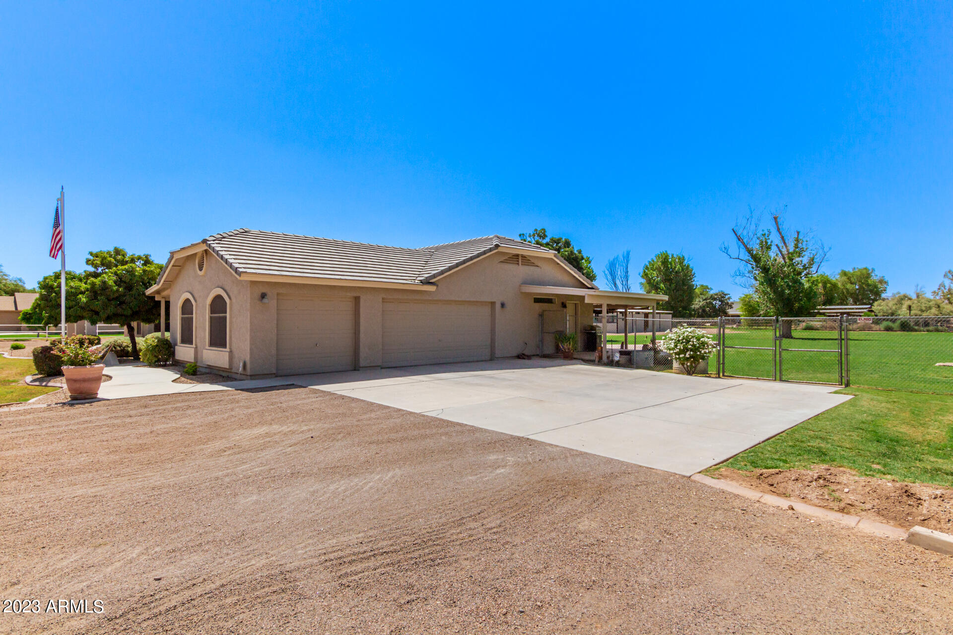 17719 East Brooks Farm Road Gilbert, AZ 85298 - Photo 10 of 73 05 - Brooks