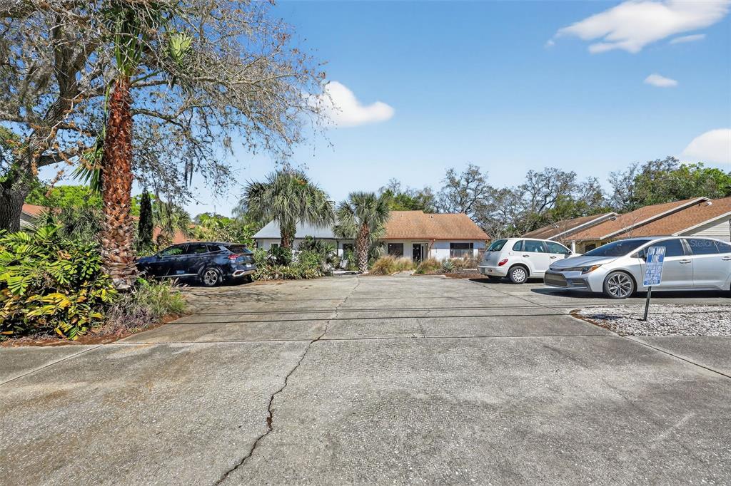 112 Anclote Road Tarpon Springs, FL 34689 - Photo 4 of 29