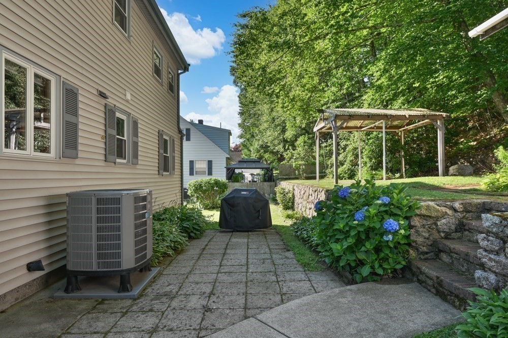 24 Greenwood Road Peabody, MA 01960 - Photo 28 of 31