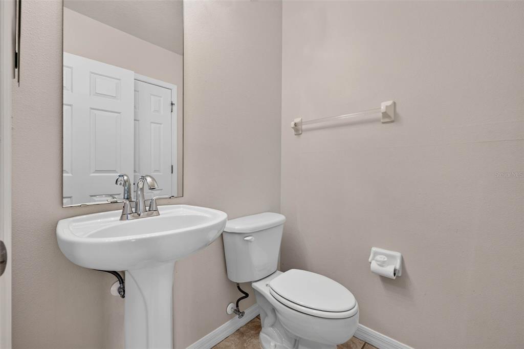 27747 Pleasure Ride Loop Wesley Chapel, FL 33544 - Photo 10 of 23