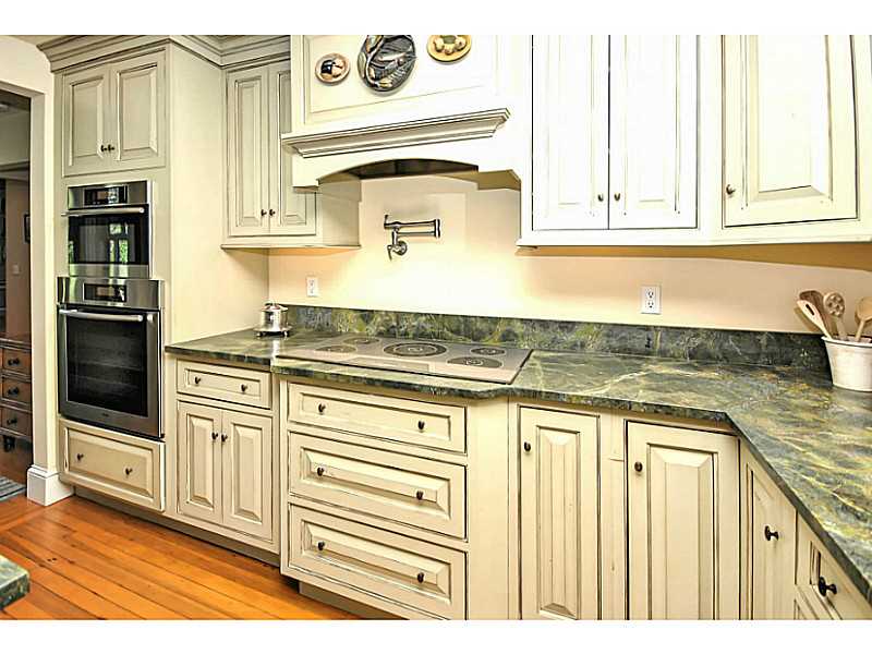 95 Longfellow Road Jamestown, RI 02835 - Photo 9 of 25 Kitchen. Well appointed gourmet Kitchen has it all, Miele, SubZero, Thermidor appliances.