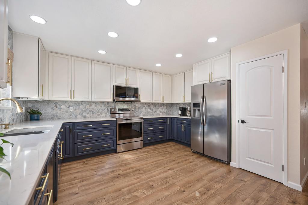 7436 Ranch Avenue Citrus Heights, CA 95610 - Photo 11 of 30