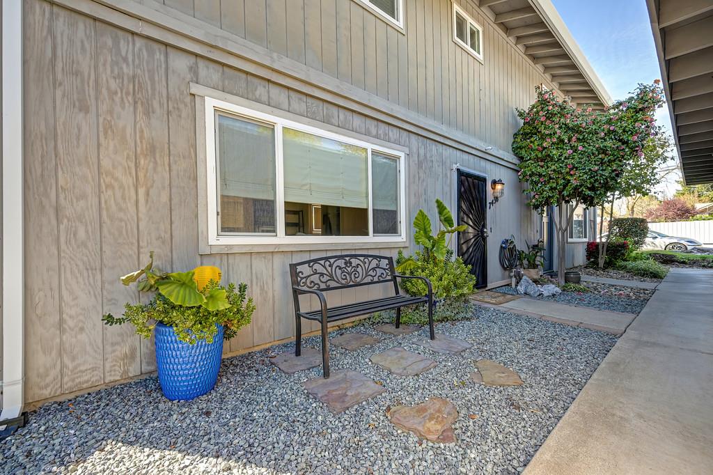 7436 Ranch Avenue Citrus Heights, CA 95610 - Photo 3 of 30