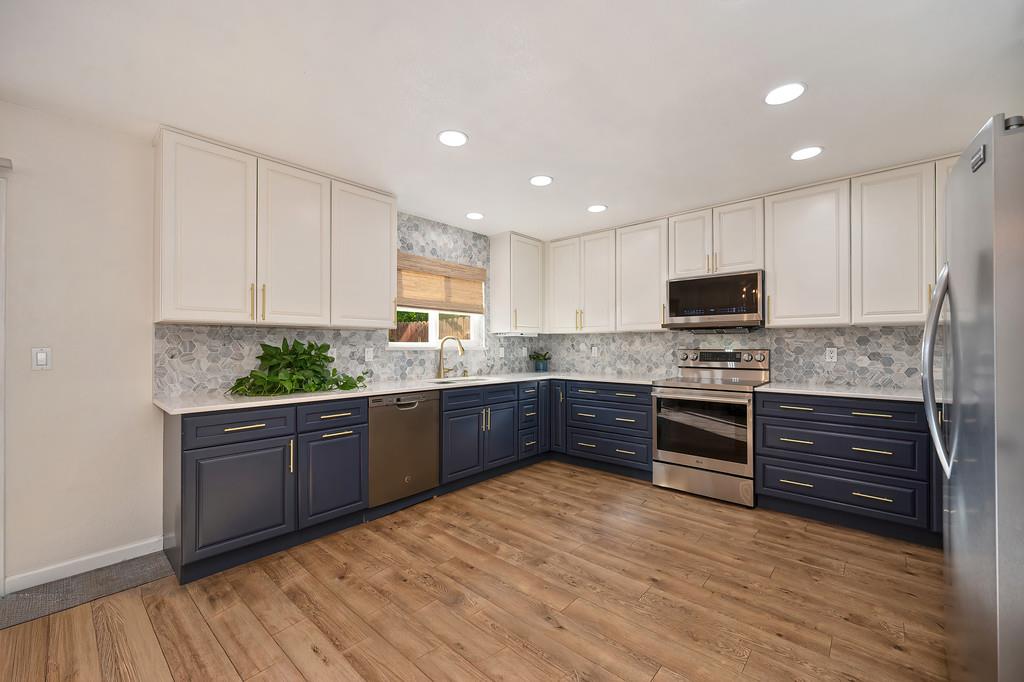 7436 Ranch Avenue Citrus Heights, CA 95610 - Photo 10 of 30