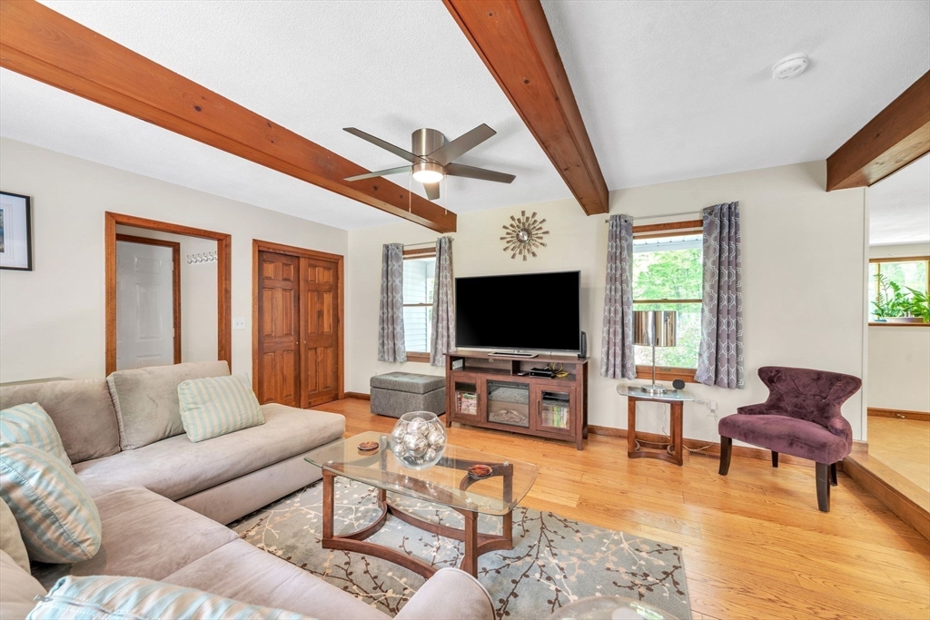 233 Bay Road Belchertown, MA 01007 - Photo 4 of 42 Gallery Image 4