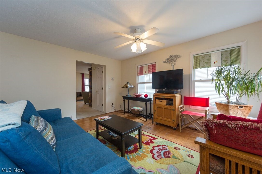 4396 Brooks Road Cleveland, OH 44105 - Photo 13 of 29