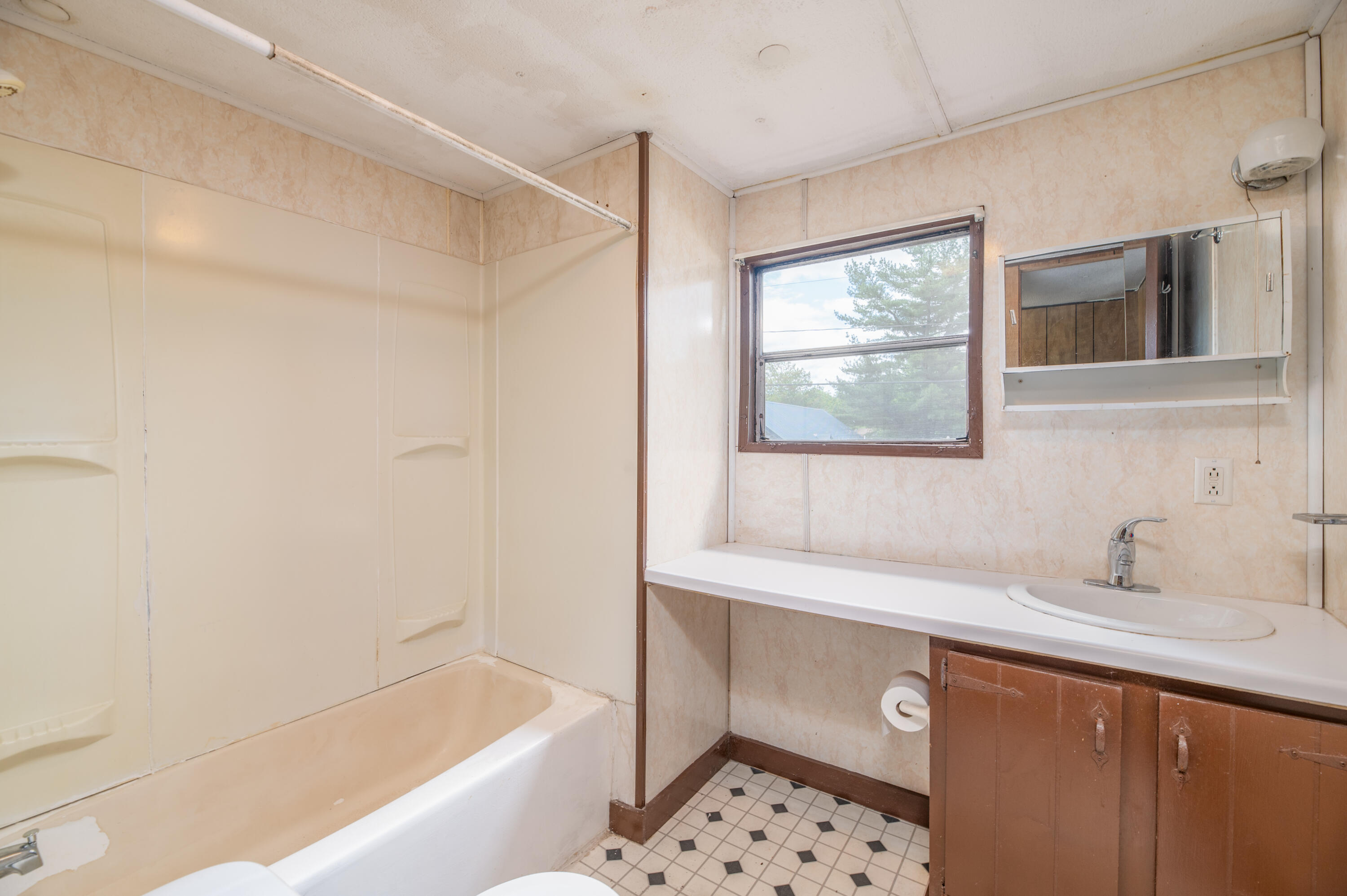 67 Intervale Road Jay, ME 04239 - Photo 15 of 18 Interior13