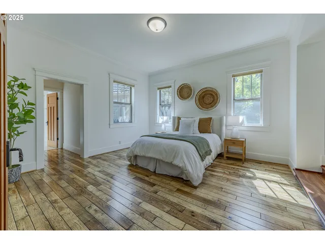 $1,995,000 | 2892 Riverwalk Loop, Eugene, OR 97401