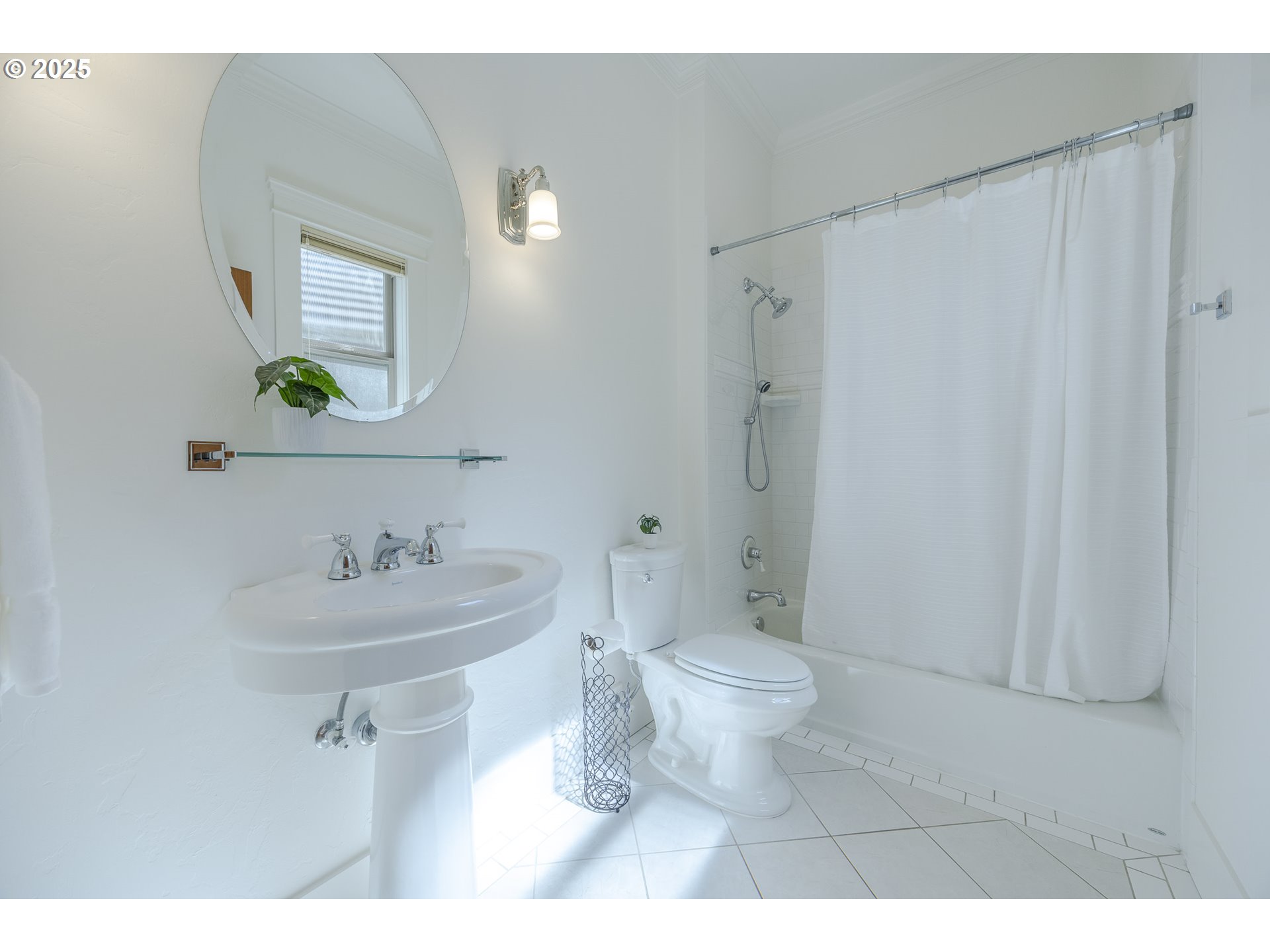 2892 Riverwalk Loop Eugene, OR 97401 - Photo 20 of 45 Primary Bedroom