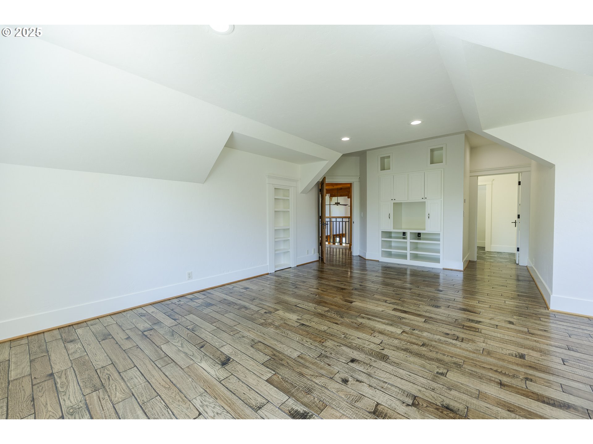 2892 Riverwalk Loop Eugene, OR 97401 - Photo 34 of 45 Bedroom