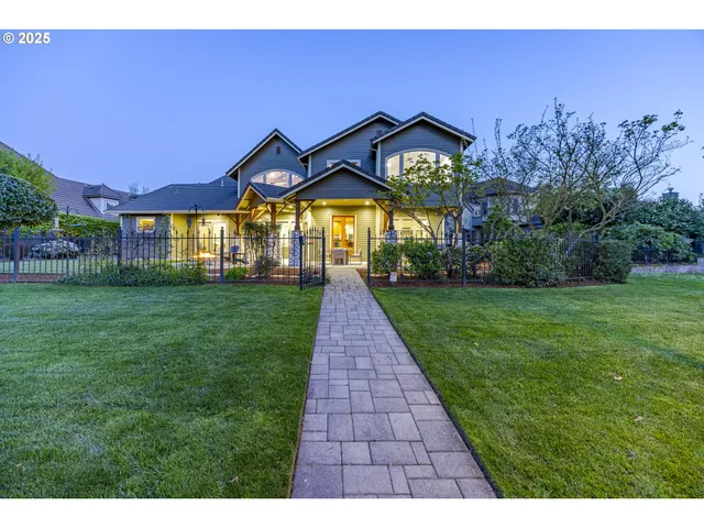 $1,995,000 | 2892 Riverwalk Loop, Eugene, OR 97401