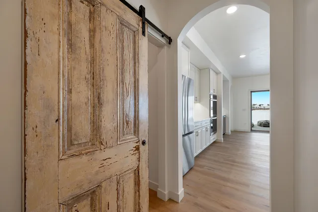 $799,900 | 110 Beckerae Court, Wrightstown, WI 54180